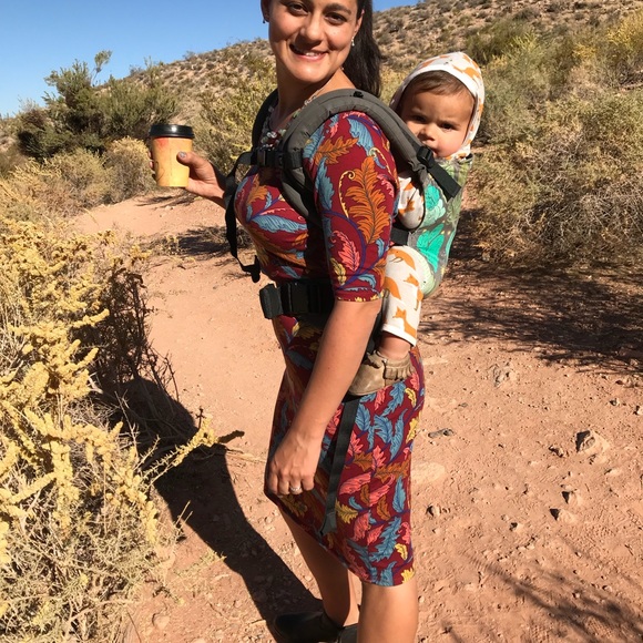 💕 Meet Your Posher! 💕 - Picture 3 of 5